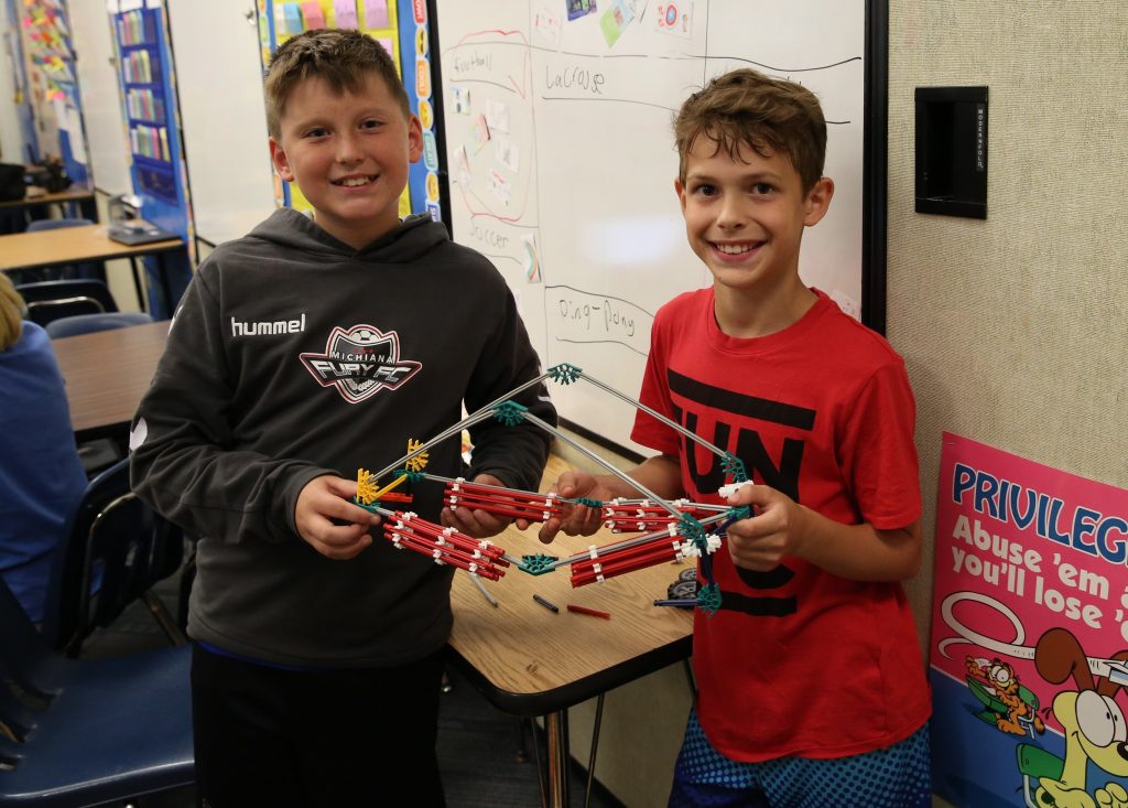 Bittersweet STEM Boxes Fall 2018 Grant Recipient