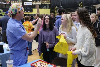 @pennpride365 juniors and seniors attended the annual Job Fair this morning! @phmeducationfoundation + @everwise_cu + Community businesses and colleges = a strong step towards career readiness!