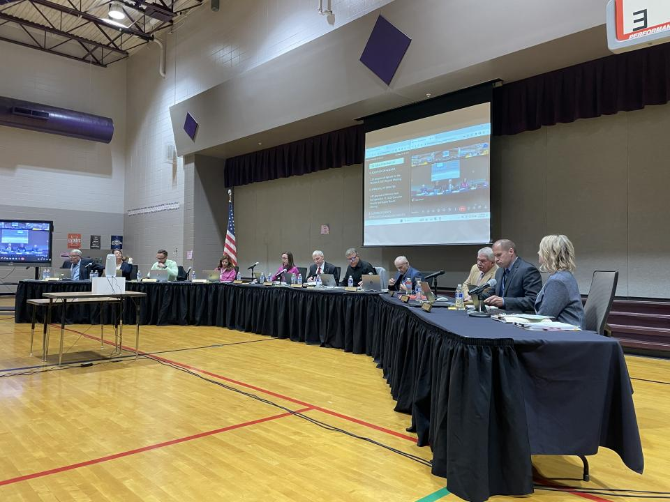 P-H-M School Board Unanimously Approves Two-year Teachers’ Contract--Raising Teacher Salaries 5% in First Year