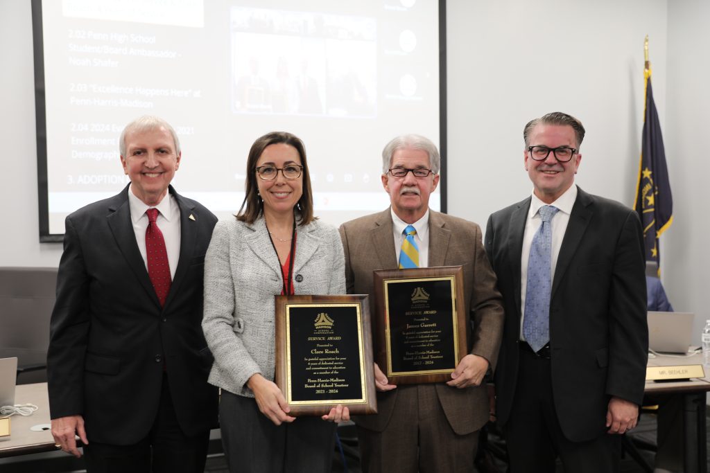 Outgoing Board Members Recognized