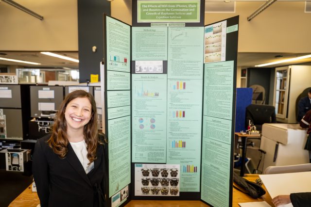 Viosa Hernandez (9th grade) earned recognition for her project “How do iPhones, iPads and WiFi affect the development of living organisms? A case study of Raphanus Sativus and Lepidium Sativum.” Viosa received the Saint Mary’s College Dineen Award and a 1st Place Ribbon.