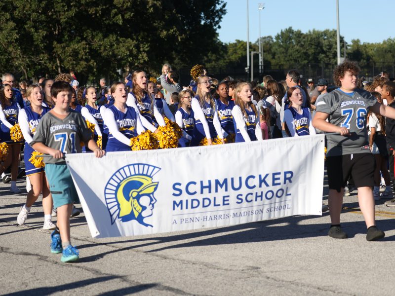 Schmucker Students in Penn Homecoming parade